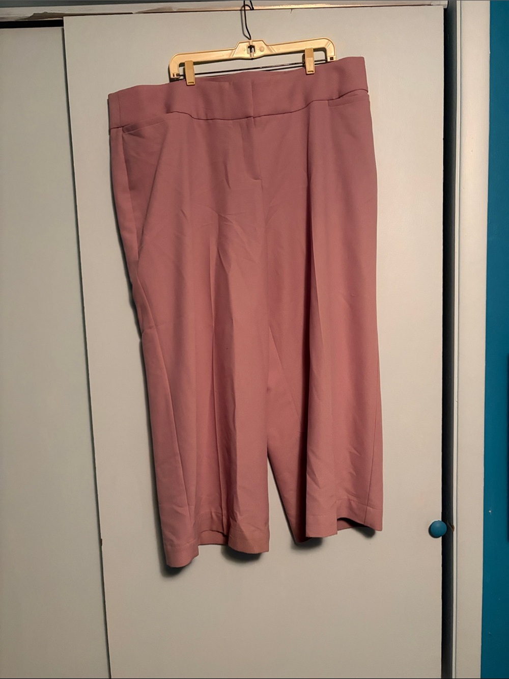 Lane Bryant Rose-Pink Wide-Leg Crop Pants